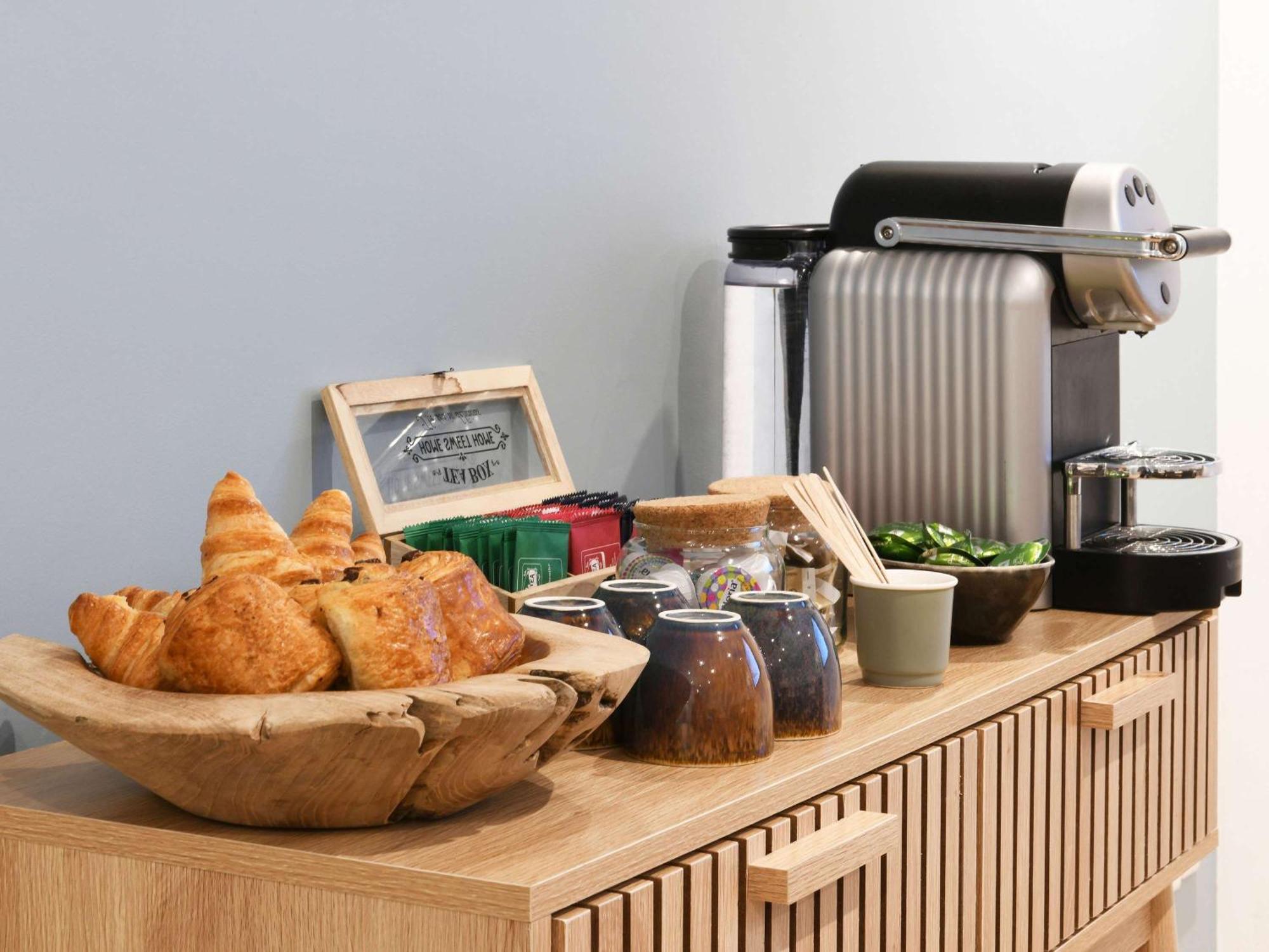 Mercure Arras Centre Gare Екстериор снимка