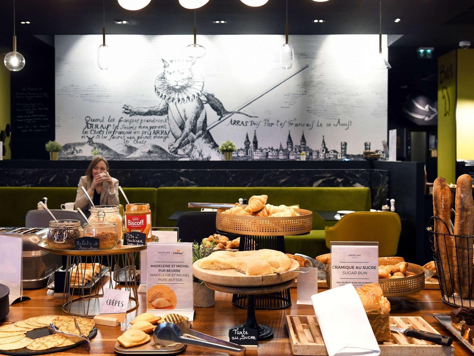 Mercure Arras Centre Gare Екстериор снимка