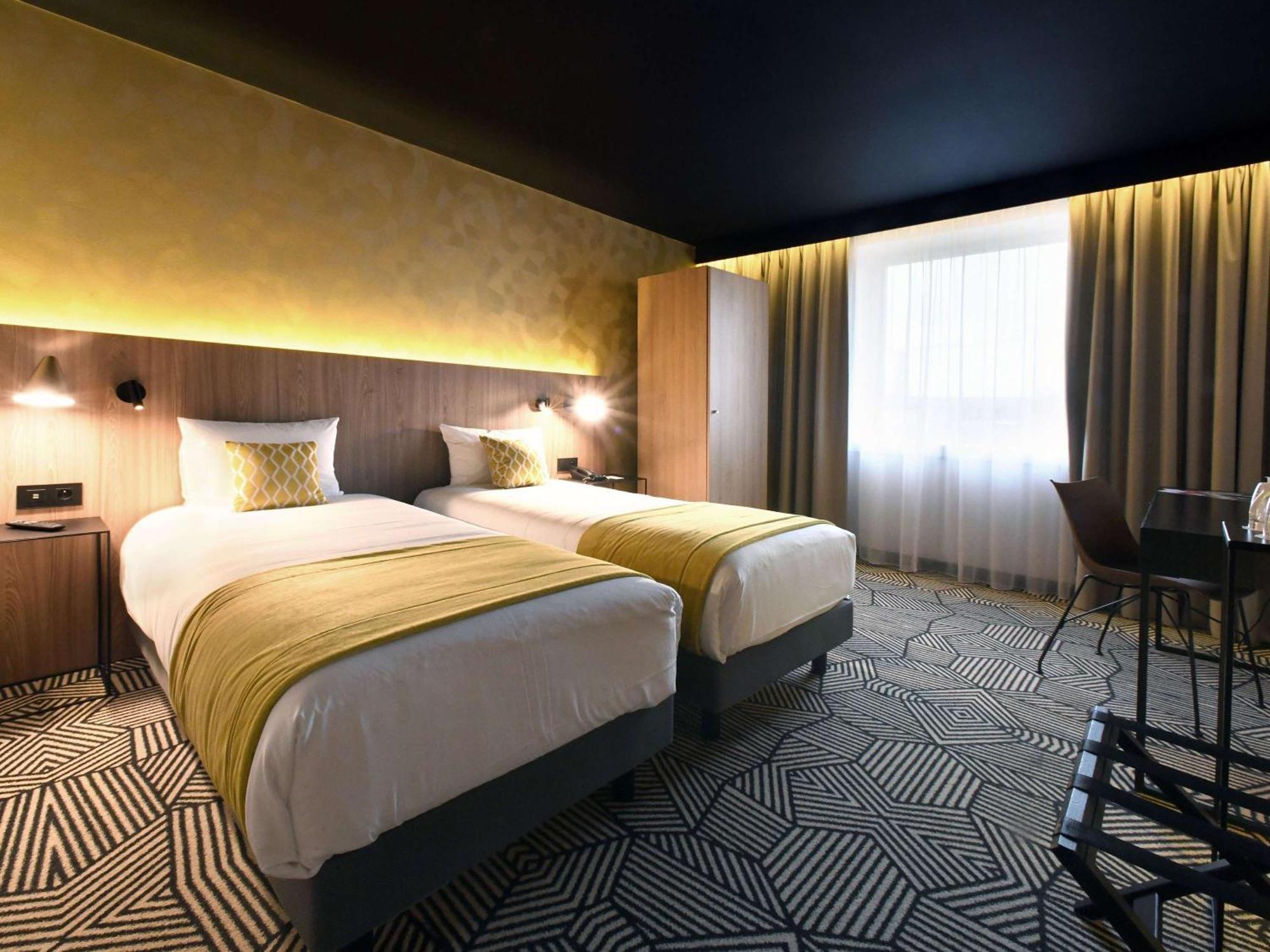 Mercure Arras Centre Gare Екстериор снимка